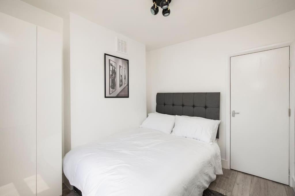 Spacious Serenity In The Heart Of Central London Bagian luar foto