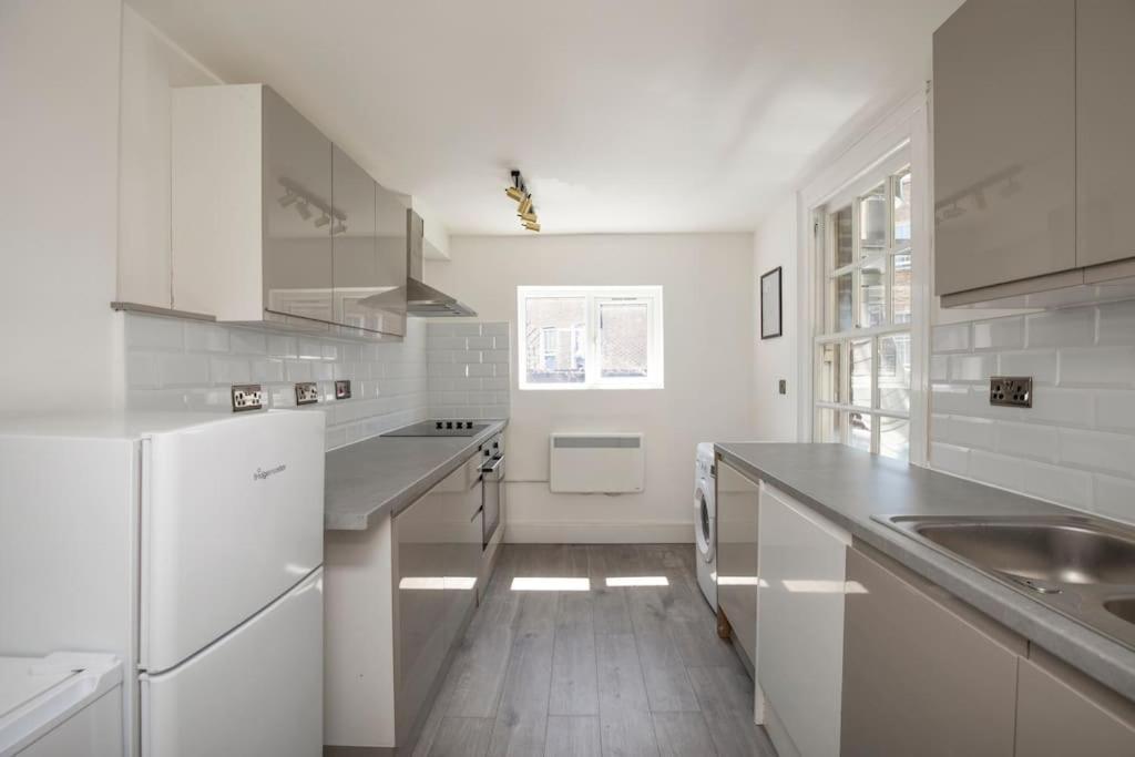 Spacious Serenity In The Heart Of Central London Bagian luar foto